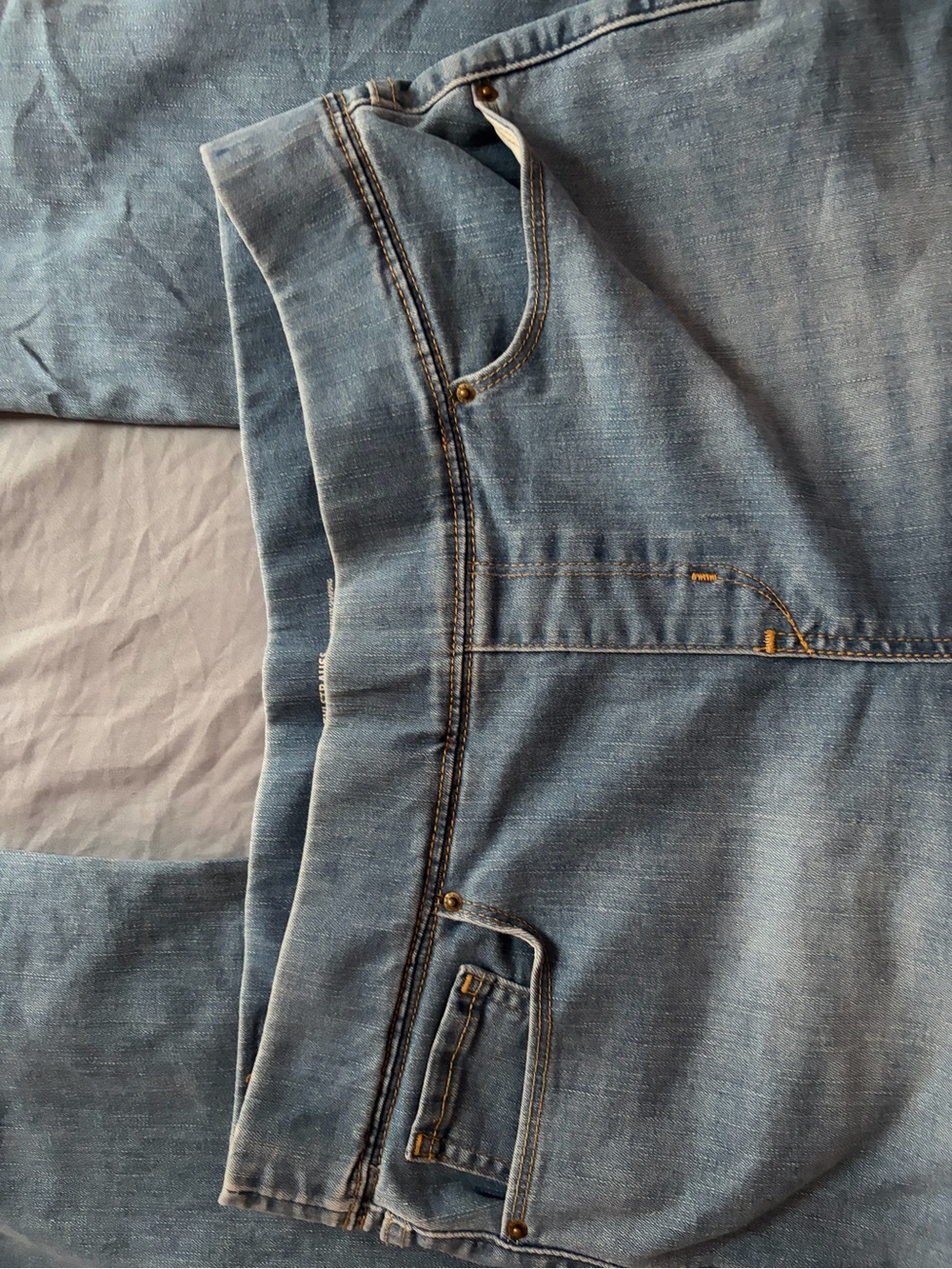Levi's women’s pull on  Slim Straight Light Blue Jeans